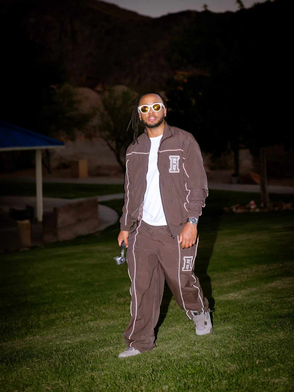 Essential Windbreaker Jacket Brown