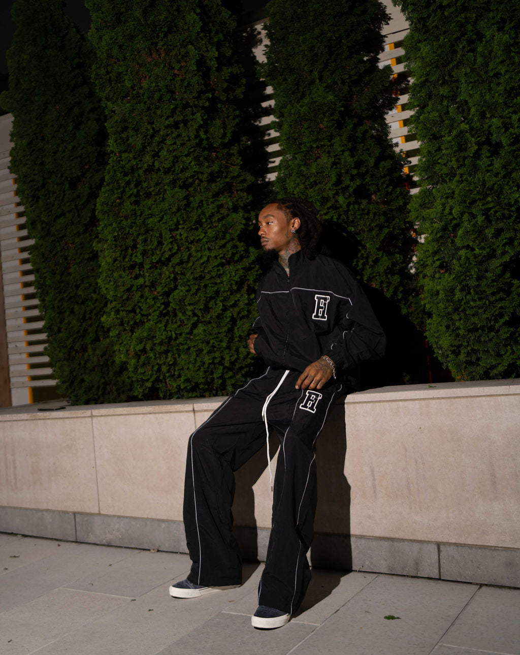 Essential Windbreaker Pants Black